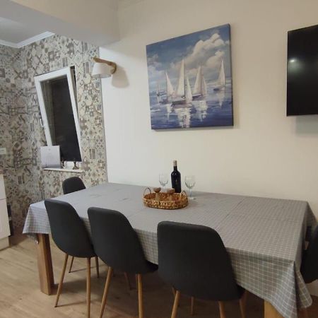 Apartments Milka スラティネ エクステリア 写真