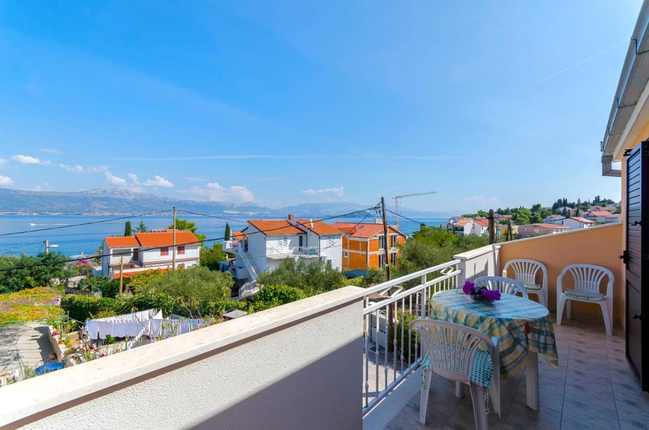Apartments Milka スラティネ エクステリア 写真
