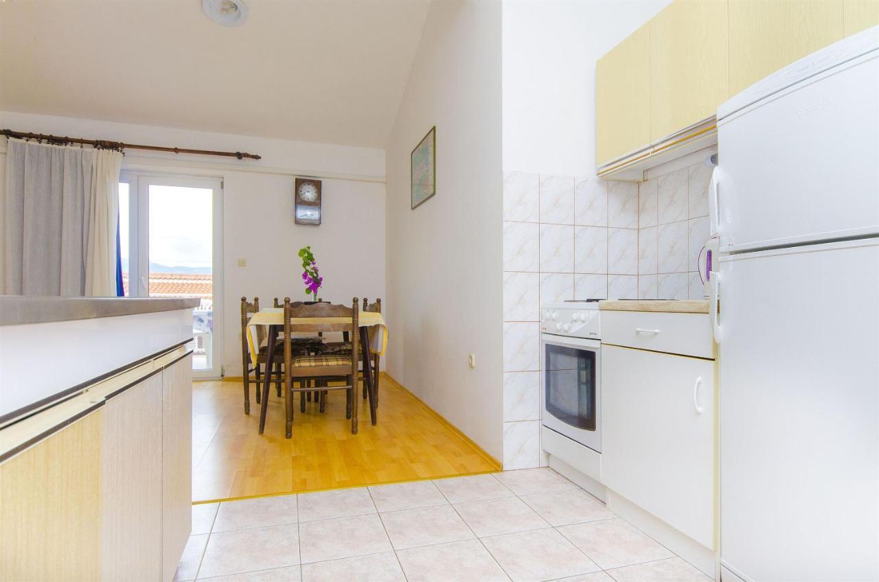 Apartments Milka スラティネ エクステリア 写真