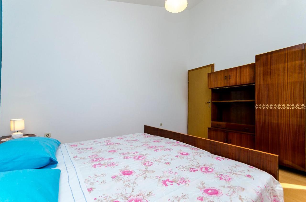 Apartments Milka スラティネ エクステリア 写真