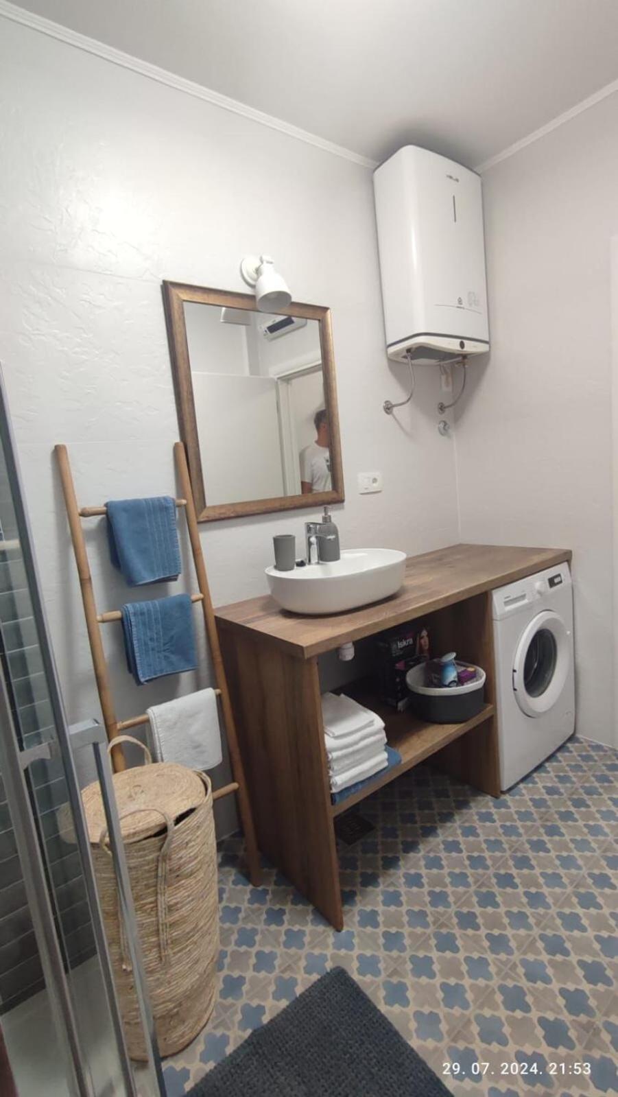 Apartments Milka スラティネ エクステリア 写真